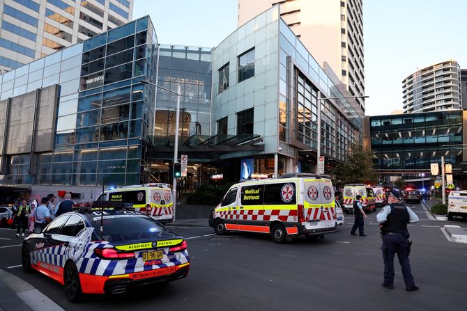 Australija Sidnej tržni centar napad ubadanje Australija Sidnej tržni centar napad ubadanje
