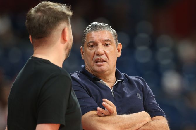 KK Crvena zvezda KK Crvena zvezda