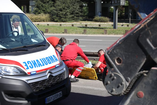 Saobraćajna nesreća, motor, Most na Adi