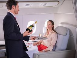 La Premiere cabin Air France Er Frans