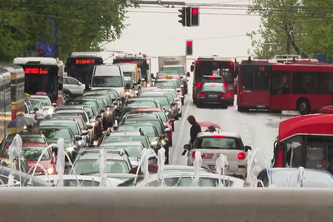 Beograd kiša saobraćaj gužva gužve