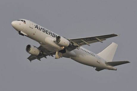 Air Serbia wet lease avioni