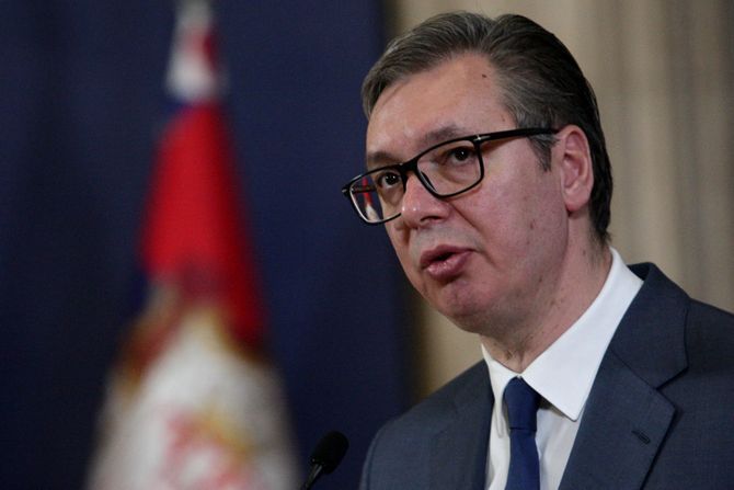 Aleksandar Vučić, Džejms O'Brajen Aleksandar Vučić, Džejms O'Brajen