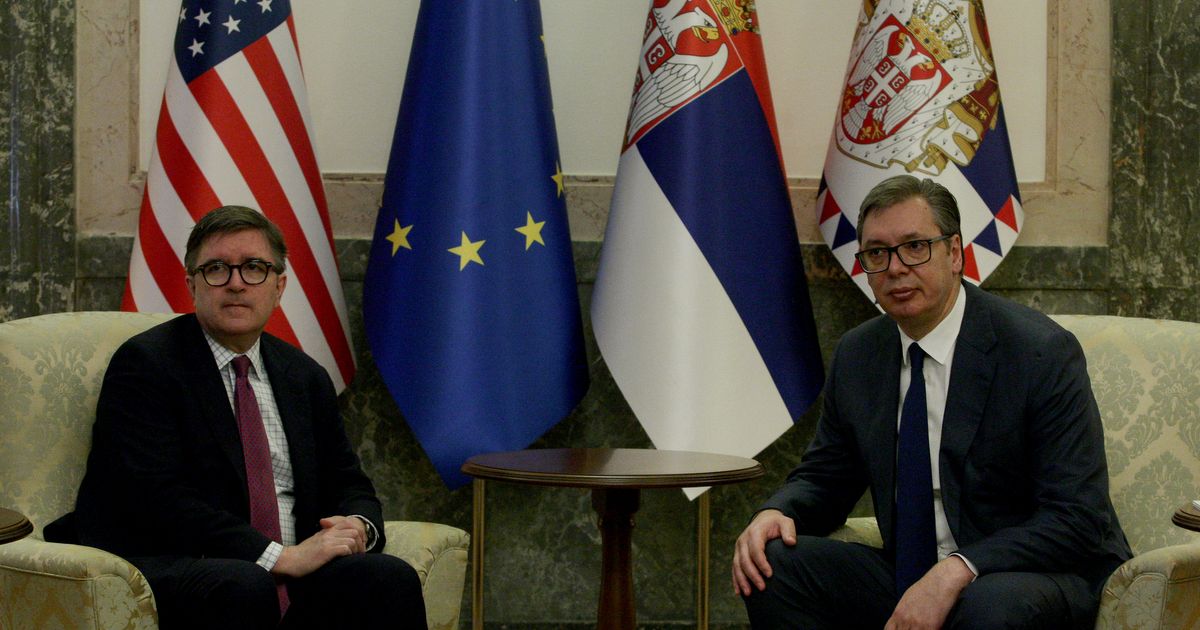 Predsednik Vučić se obraća posle sastanka sa O'Brajanom