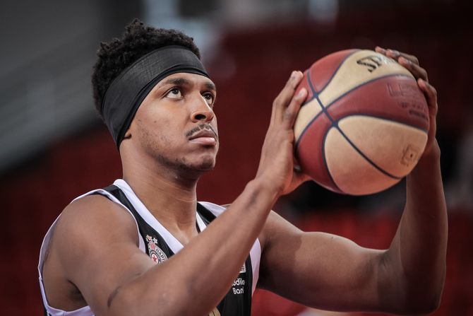 Zek Ledej, KK Igokea - KK Partizan