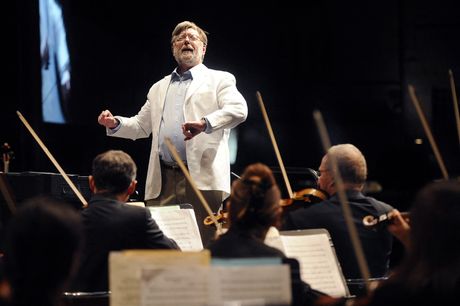 Sir Andrew Davis Endru Dejvis Sir Andrew Davis Endru Dejvis