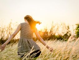 devojka, sunce, zodijak, horoskop