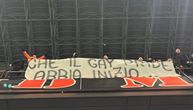Navijači Milana transparentom isprozivali Interovu proslavu titule