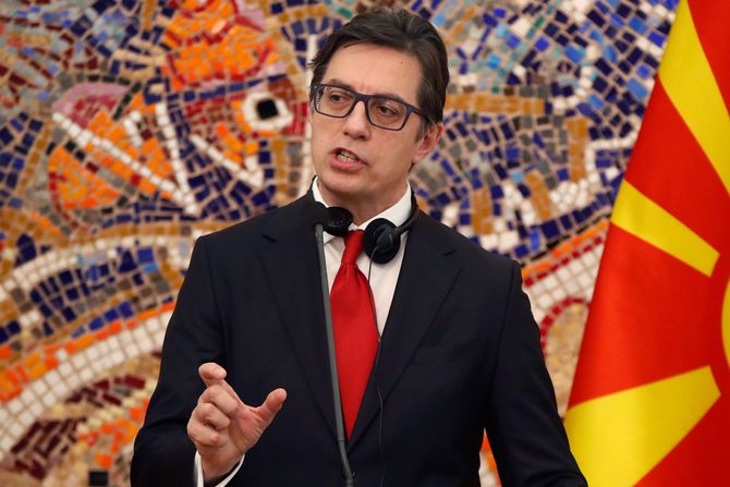 Stevo Pendarovski Stevo Pendarovski