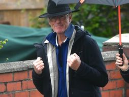 Pierce Brosnan, Pirs Brosnan