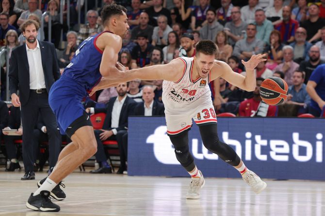 Filip Petrušev - KK Barselona - KK Olimpijakos Filip Petrušev - KK Barselona - KK Olimpijakos