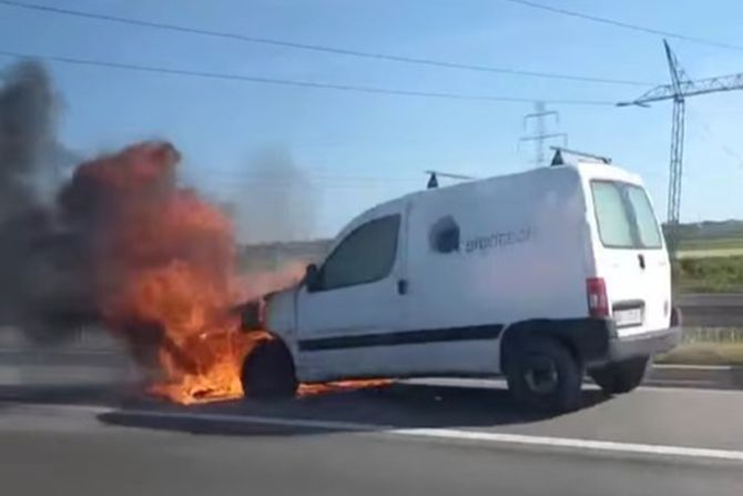 Požar na auto-putu Miloš Veliki