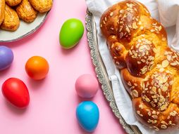 cureki, hleb, uskršnji hleb, slatki hleb