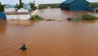 Najmanje 35 osoba poginulo u poplavama nakon pucanja brane u Keniji