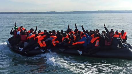 Francuska, poginuli migranti na čamcu