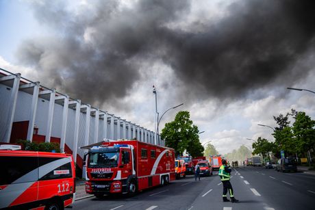 Berlin, požar u fabrici