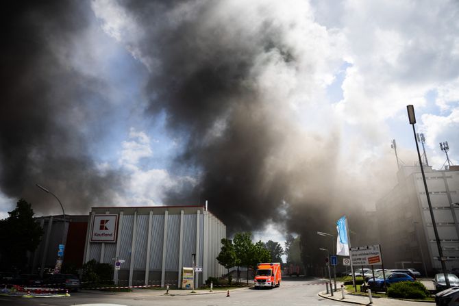 Berlin, požar u fabrici