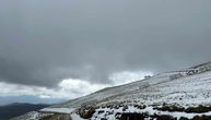 Sneg pao u maju: Neverovatne slike sa Bjelasice pred Đurđevdan, obeleli vrhovi Troglava i Zekova Glava