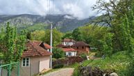 Ovo je kamenolom u kome je uništena avio-bomba: Od detonacije se kuće zatresle, Suva planina "zaječala"