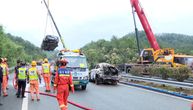 Najmanje 48 ljudi poginulo kad se urušio auto-put: Kina slavi vozača kamiona koji je sprečio da broj bude veći