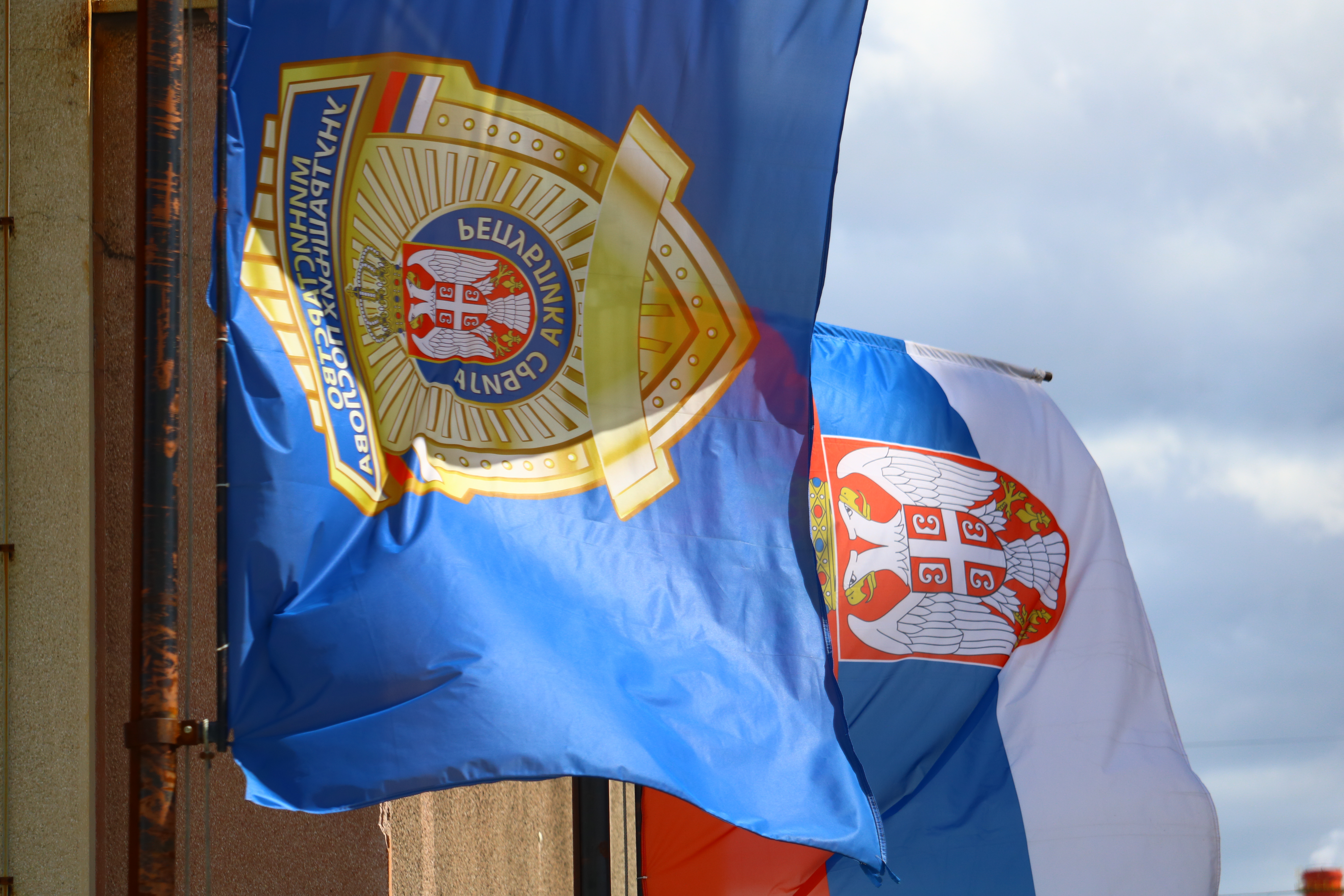 PALO HAPŠENJE U OBRENOVCU: Policija kod mladića (23) pronašla drogu, kesice krio u džepu jakne