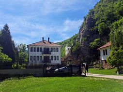 Petrovac na Mlavi, MANASTIR GORNJAK, ĐURĐEVDAN, KRSNA SLAVA