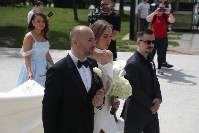 Aleksandar Aca Sofronijević, Venčanje, Hram svetog Save