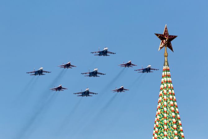 Rusija vojska vojna parada Dan pobede avioni Rusija vojska vojna parada Dan pobede avioni