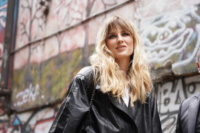 Nevena Božović i Boris Režak predstavili pesmu "Laž" Nevena Božović i Boris Režak predstavili pesmu "Laž"