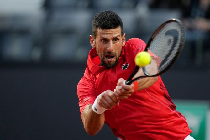 Novak Đoković Korenten Mute Novak Đoković Korenten Mute