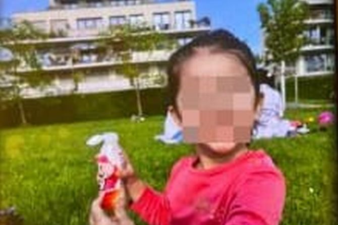 Helin devojčica park Keln Nemačka Helin devojčica park Keln Nemačka