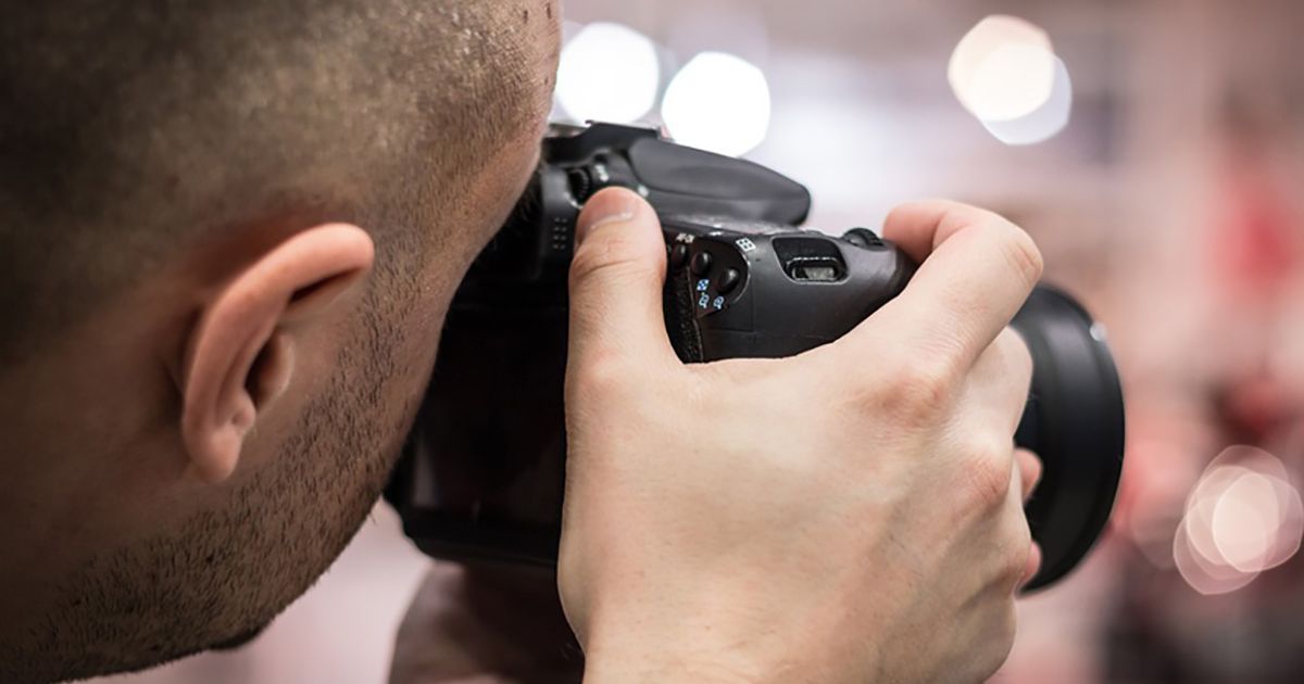 Konj izgazio fotografa u Melencima: "Ne znam da li se uplaši