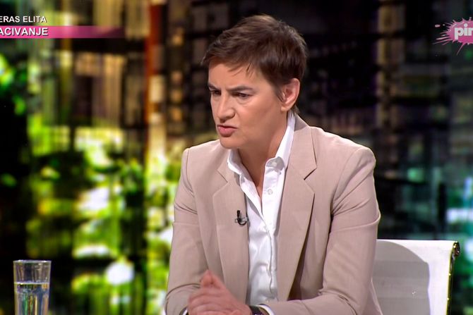 Ana Brnabić, Ivica Dačić