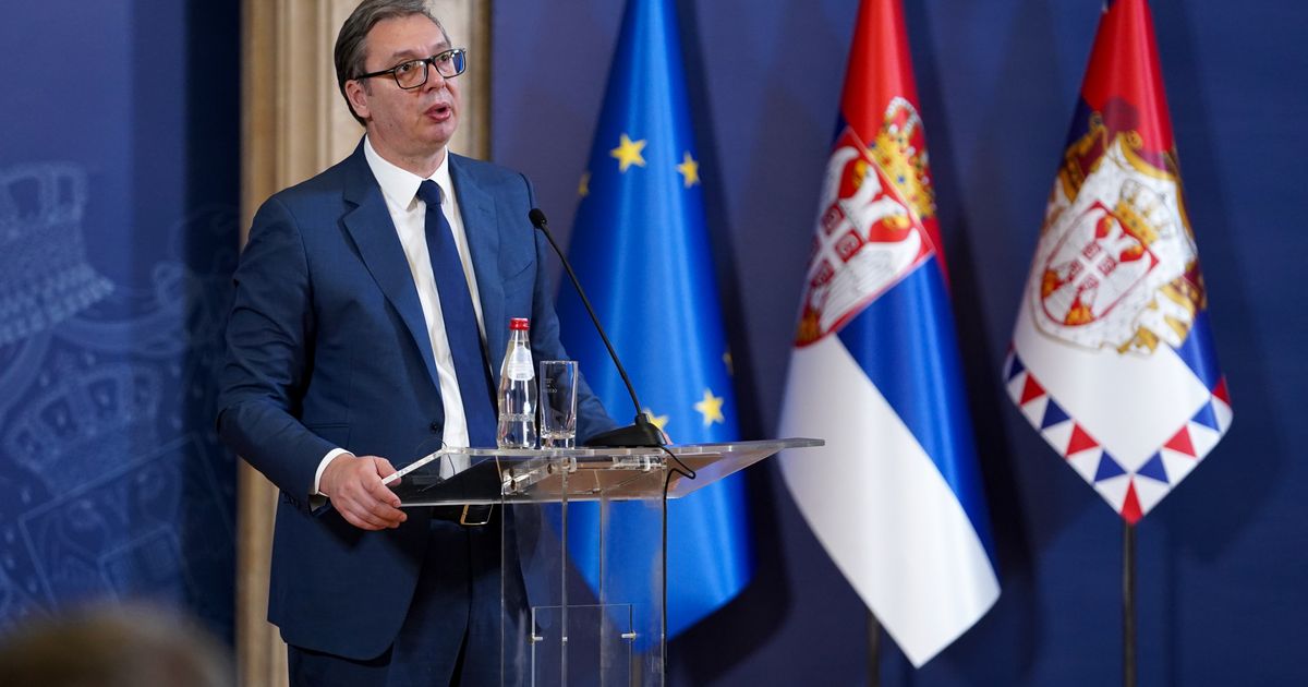 Predsednik Vučić u Ruskom domu govori o reviziji istorijskih činjenica