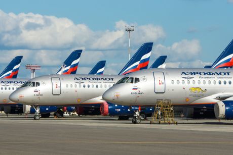 SSJ 100 SuperJet