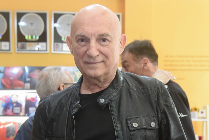 Zlatko Manojlović Zlatko Manojlović