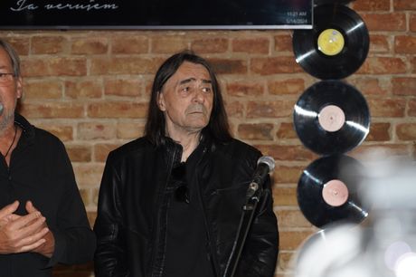 Promocija pesme "Ja verujem" posvećena Milošu Stojisavljeviću Cajgeru