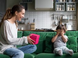 dete poklon deca pokloni