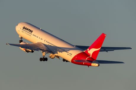 Qantas Boeing 767