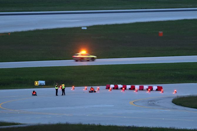 Protest Minhen aerodrom