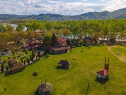 Etno-selo "Sunčana reka"