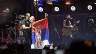 Pogledajte trenutak kada su Gipsy Kings svirali "Đurđevdan" u Beogradu i kada se pevač ogrnuo srpskom zastavom