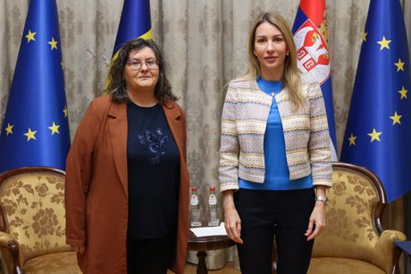 Dubravka Đedović Handanović i ambasadorkoa Rumunije