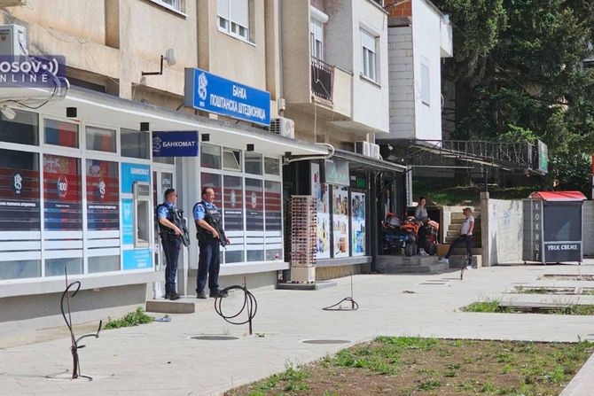 Kosovo Severna Kosovska Mitrovica Leposavić kosovska policija Poštanska štedionica upad