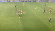 Neverovatna scena: Klinac uleteo na teren tokom finala Kupa, a onda je Ivanić zbog jednog poteza ispao šmeker