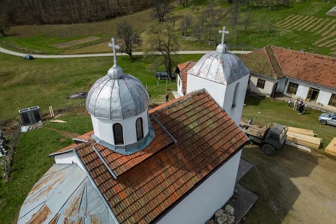 Goloruki vernici krenuli u obnovu najstarije crkve u Eparhiji mileševskoj