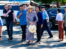 kraljica Maksima, Maksima, kraljica na Filipinima