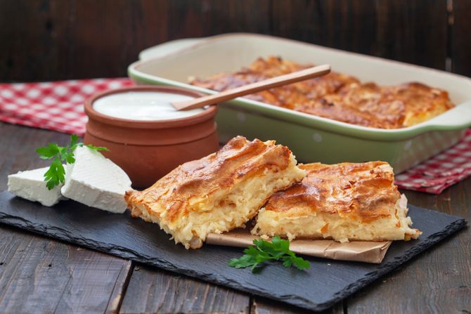 pita sa sirom, tradicionalna pita, srpska pita