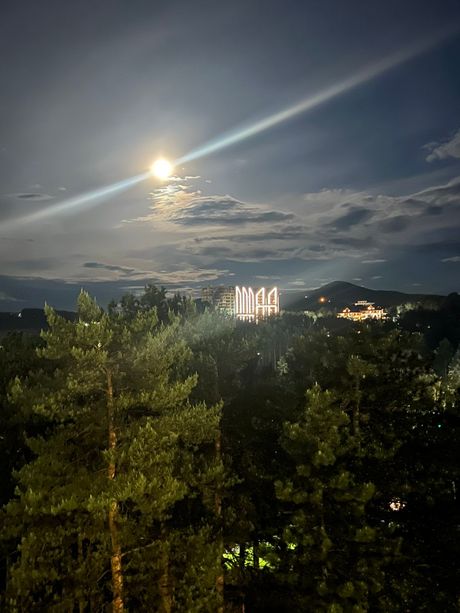 Pun mesec nad Zlatiborom
