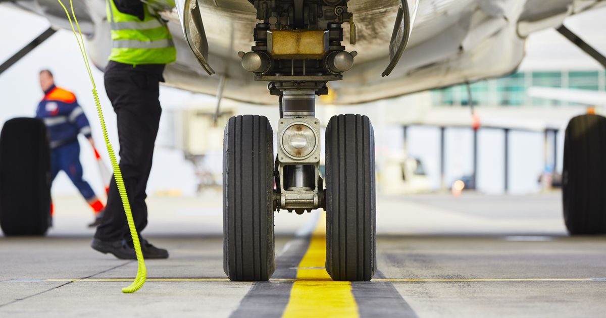 Mađarski Korvinus i francuski Vansi preuzimaju aerodrom u Budimpešti Mađarski Korvinus i francuski Vansi preuzimaju aerodrom u Budimpešti